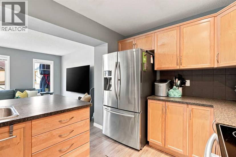 149 Windstone Avenue SW, Airdrie, photo 8
