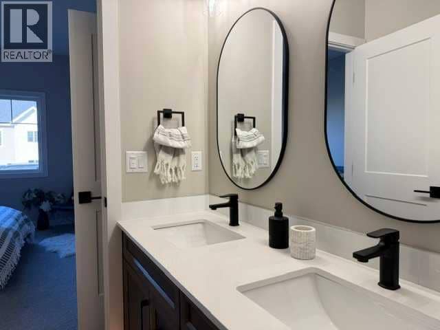 9 Gray Close, Sylvan Lake, photo 8