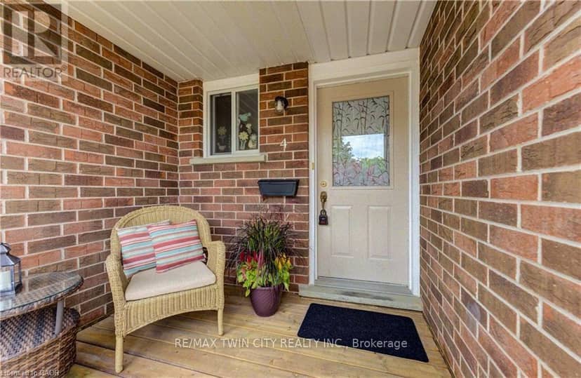 4 - 360 Cornridge Place, Waterloo, photo 2