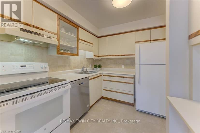 4 - 360 Cornridge Place, Waterloo, photo 4