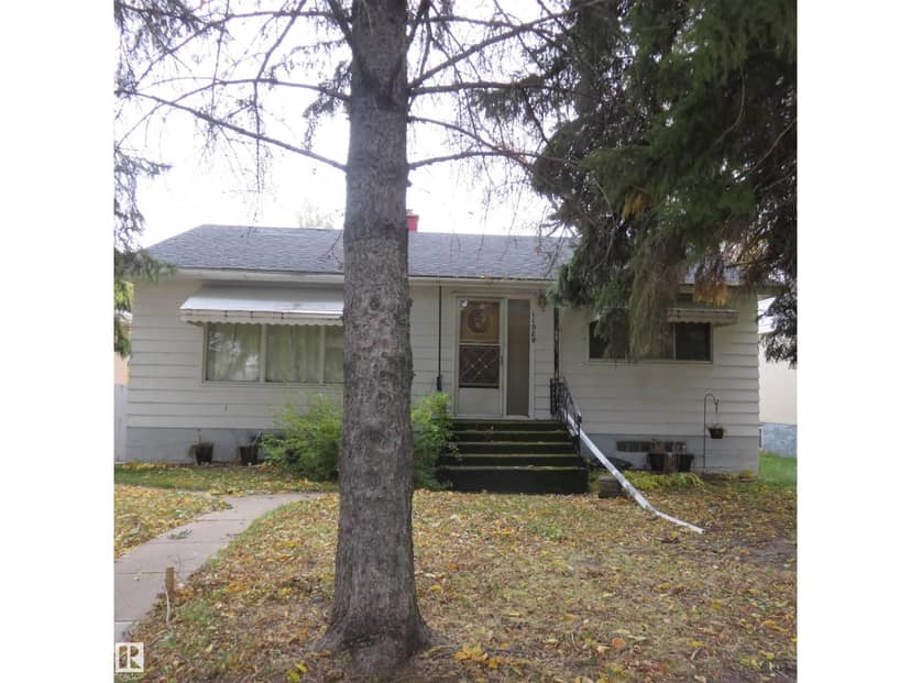 11929 52 ST NW, Edmonton