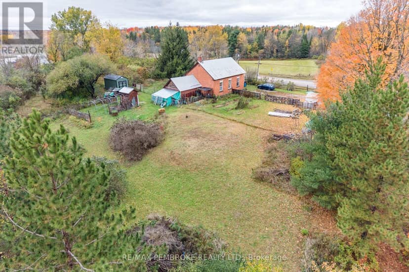 1279 Foy Road, Admaston/Bromley, photo 2