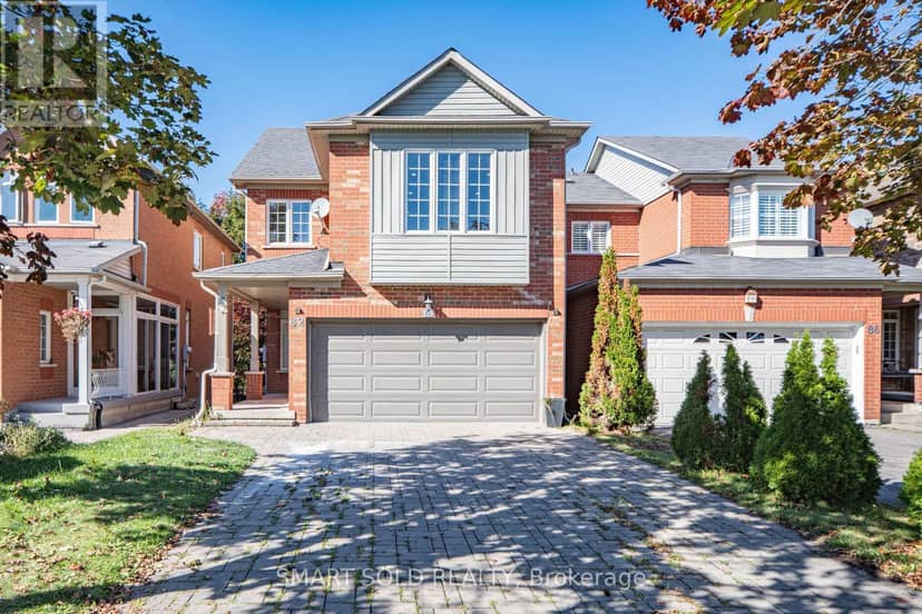 82 Ballymore Drive, Aurora