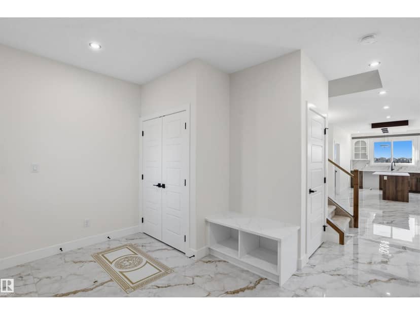 236 21 ST SW, Edmonton, photo 5