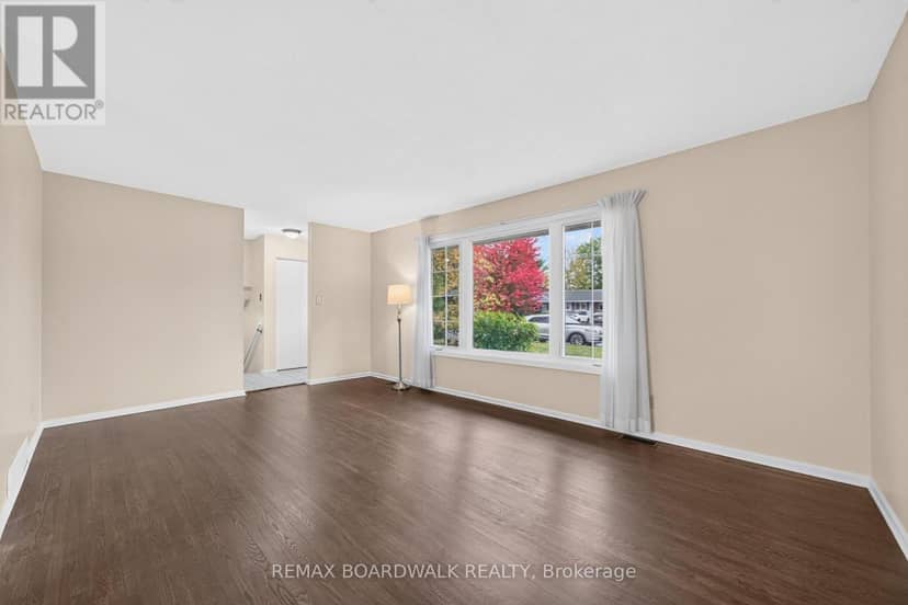 20 Tripp Crescent, Ottawa, photo 7