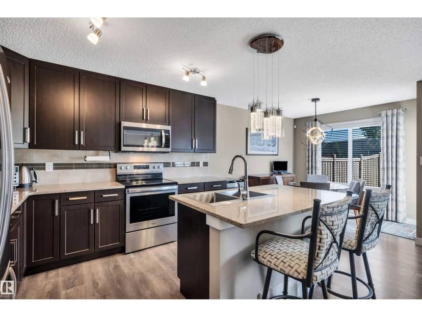 5033 Andison Cl SW, Edmonton, photo 2