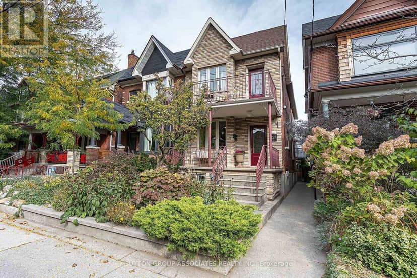 257 Perth Avenue, Toronto