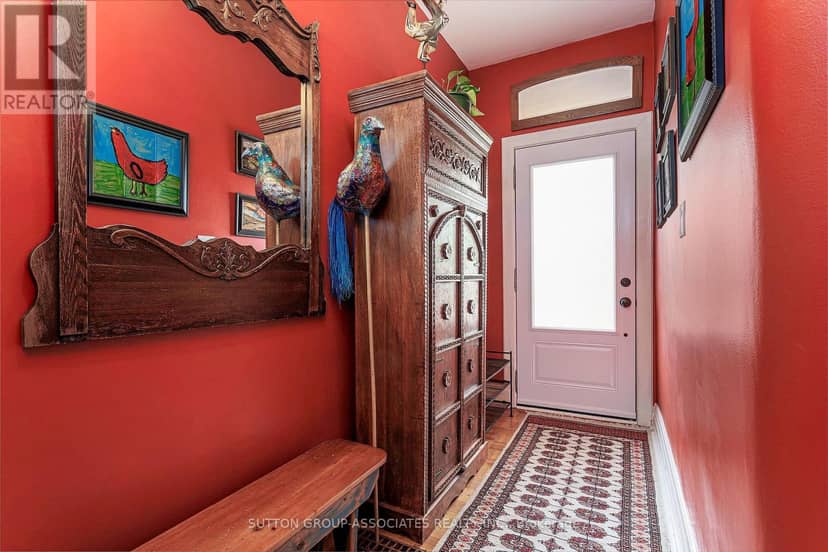 257 Perth Avenue, Toronto, photo 3