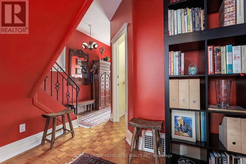 257 Perth Avenue, Toronto, photo 6