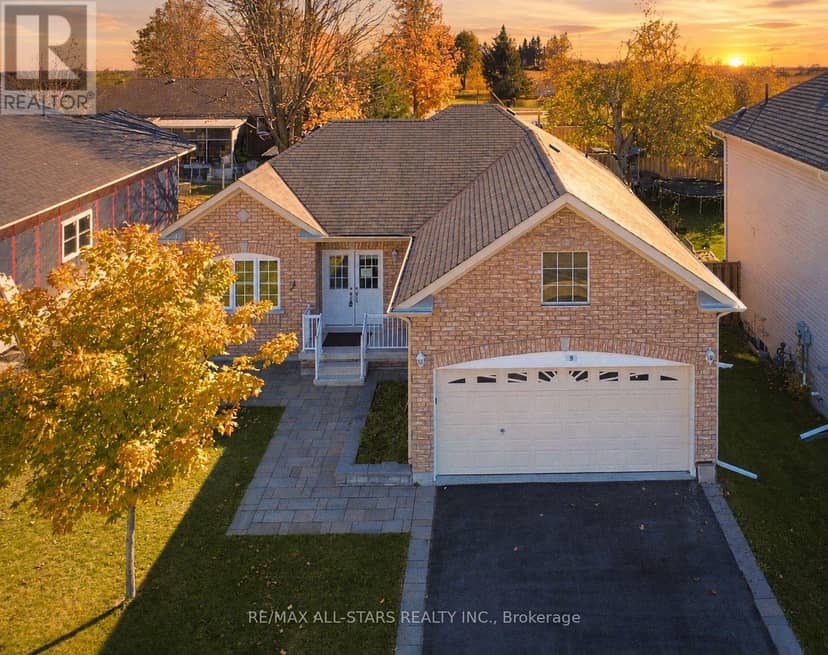 9 Maple Avenue E, Asphodel-Norwood