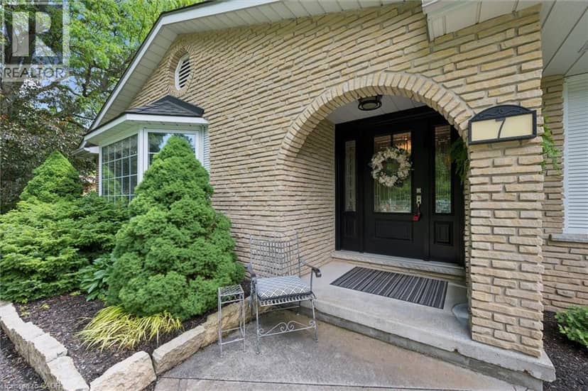 7 KING Street, Innerkip, photo 6
