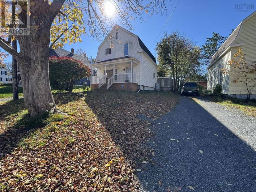 34 Duke Street, Trenton, photo 2