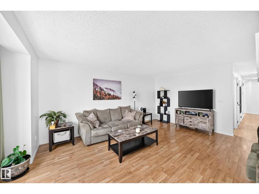 10015B 97 AV, Fort Saskatchewan, photo 5