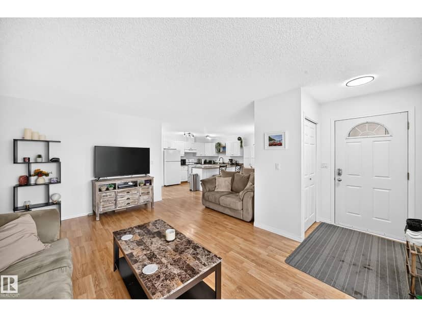 10015B 97 AV, Fort Saskatchewan, photo 4