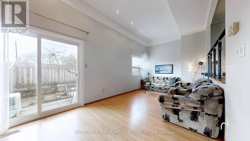 4 Dove Hawk Way, Toronto, photo 7