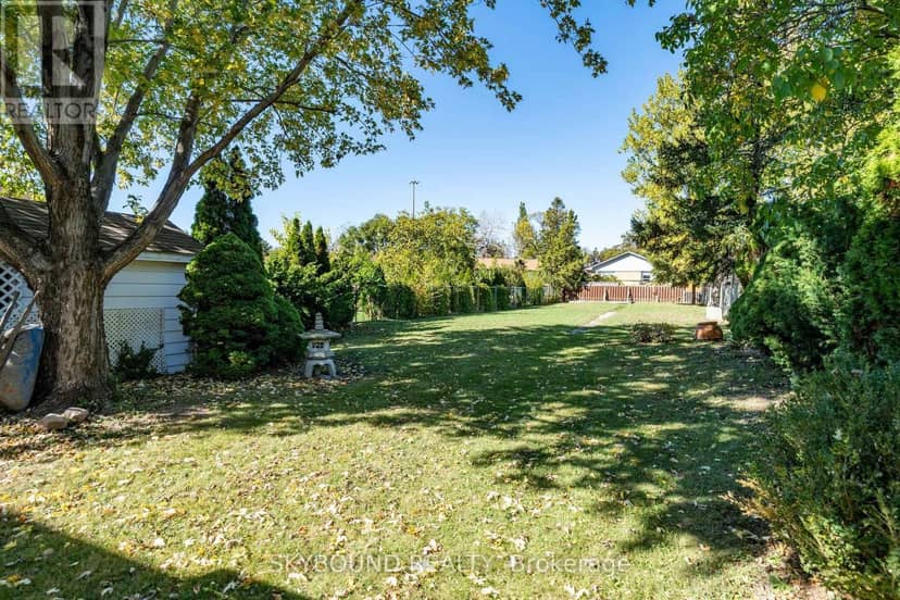 64A Saint Georges Boulevard, Toronto, photo 3