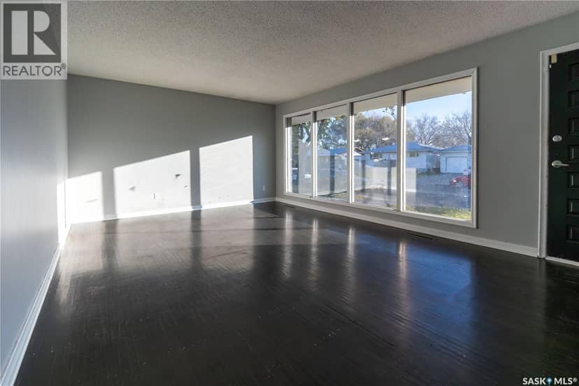 607 Q Avenue N, Saskatoon, photo 6