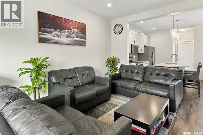661 Feheregyhazi BOULEVARD, Saskatoon, photo 4