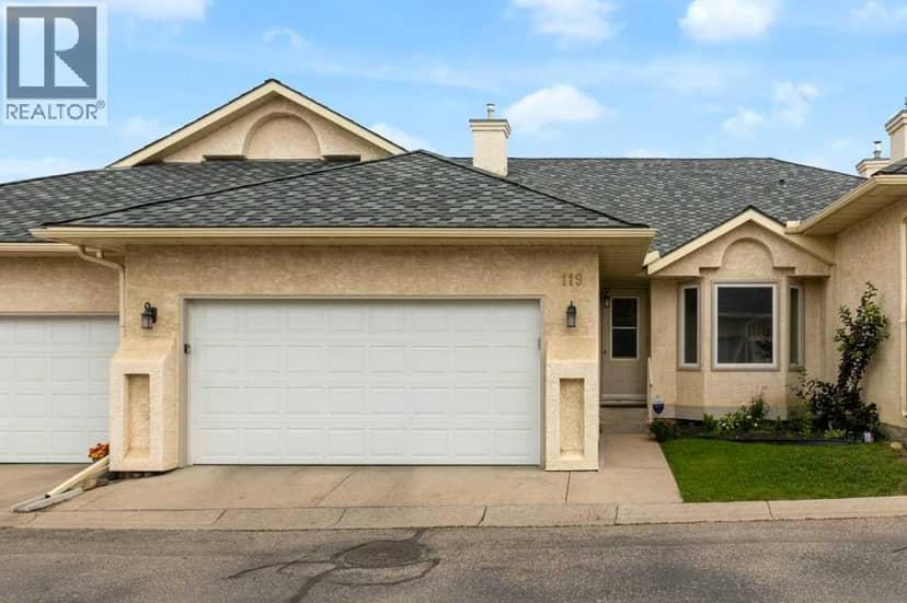 119 Edgepark Villas NW, Calgary