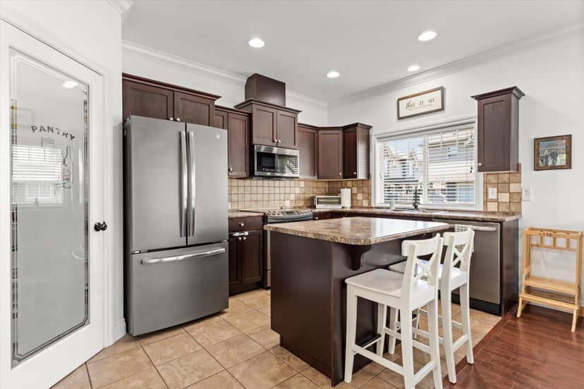 61 6498 SOUTHDOWNE PLACE, Sardis South, Chilliwack