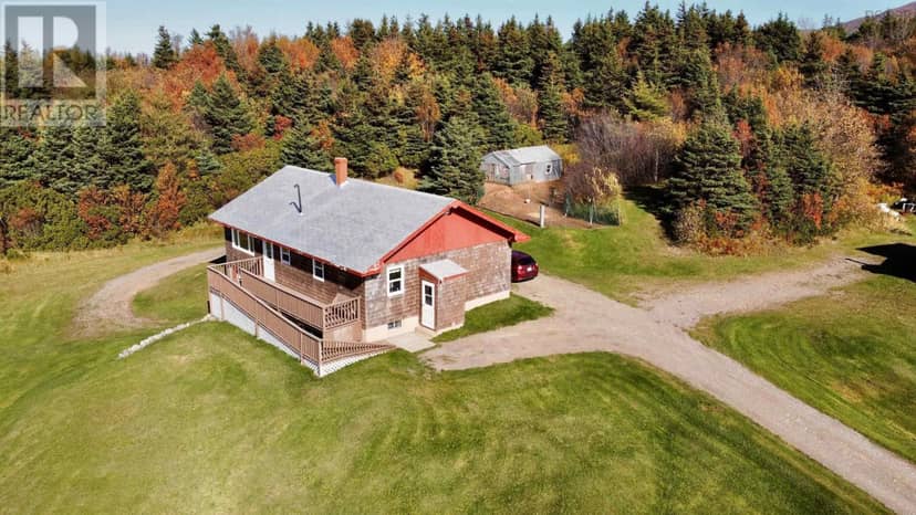 14086 Cabot Trail, Chéticamp, photo 3