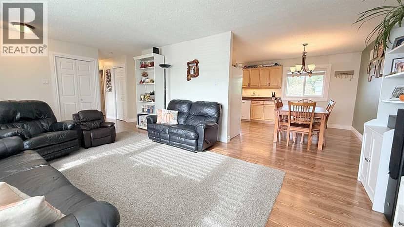 5317 Birch Crescent, Boyle, photo 5