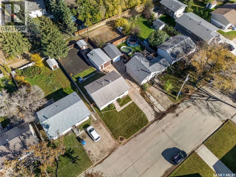 214 Burns AVENUE W, Melfort, photo 2