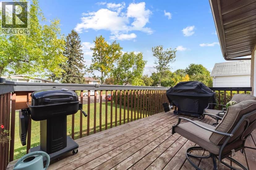 6115 50A Avenue, Stettler, photo 4