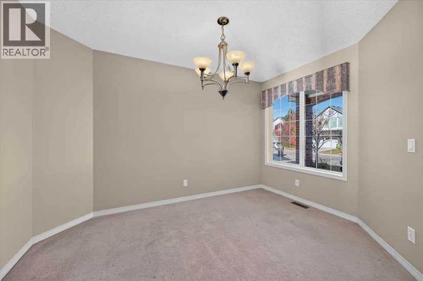 238 New Brighton Circle SE, Calgary, photo 7