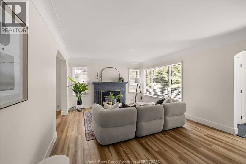 2594 Buckingham, Windsor, photo 6