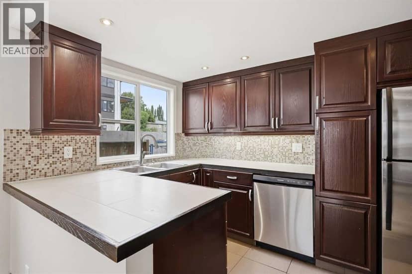 B, 2115 35 Avenue SW, Calgary, photo 6