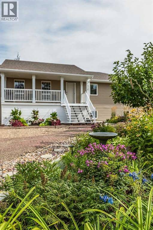 526 12 Street, Dunmore, photo 4