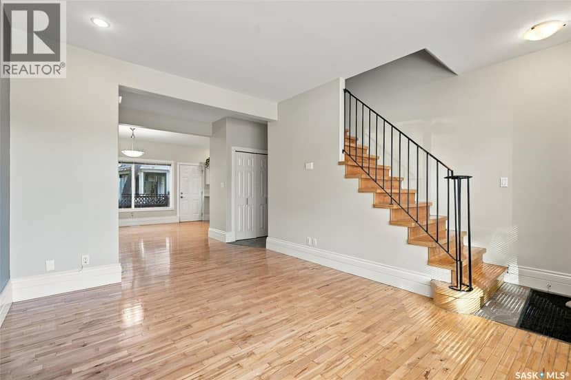 2 563 5th AVENUE N, Saskatoon, photo 4