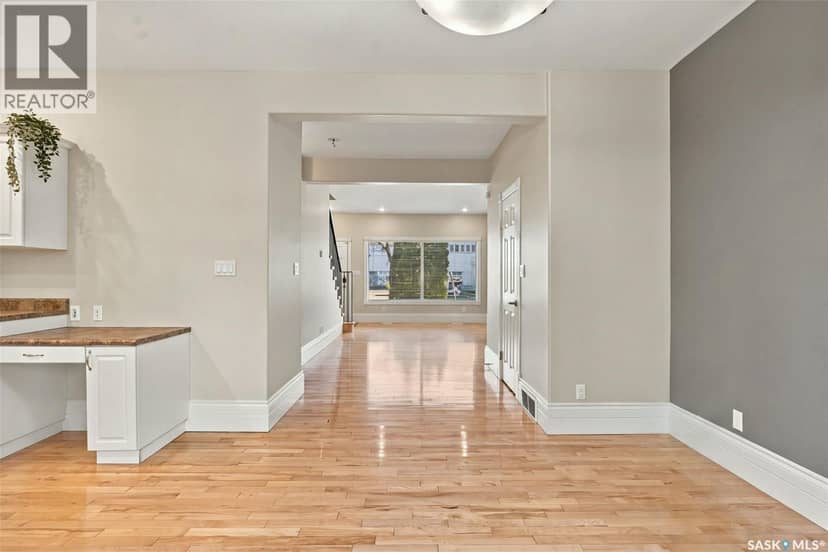 2 563 5th AVENUE N, Saskatoon, photo 8