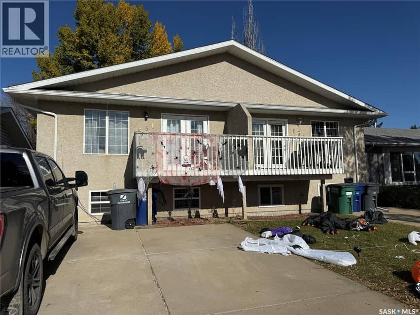 634-636 Pendygrasse ROAD, Saskatoon, photo 2