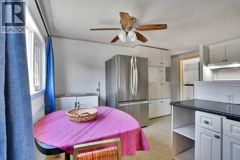 903 Briar Crescent, Strathmore, photo 8