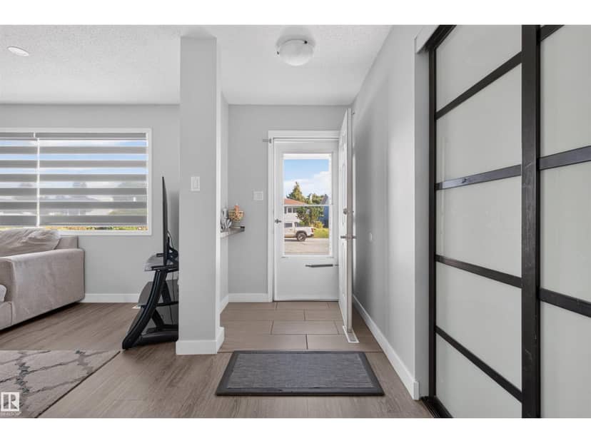 15104 74 ST NW, Edmonton, photo 2