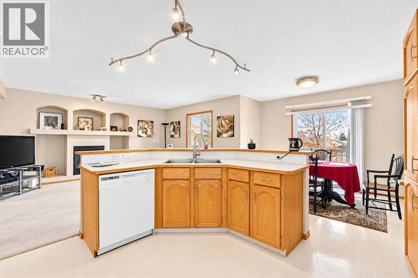 1210 Harvest Hills Drive NE, Calgary, photo 5