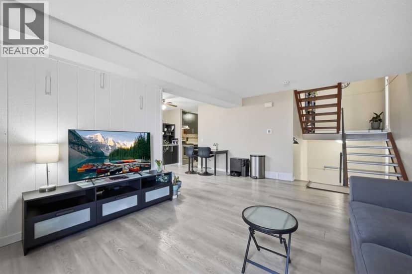 409, 3500 Varsity Drive NW, Calgary