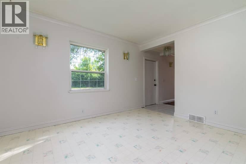 5218 49th Street, Lloydminster, photo 6