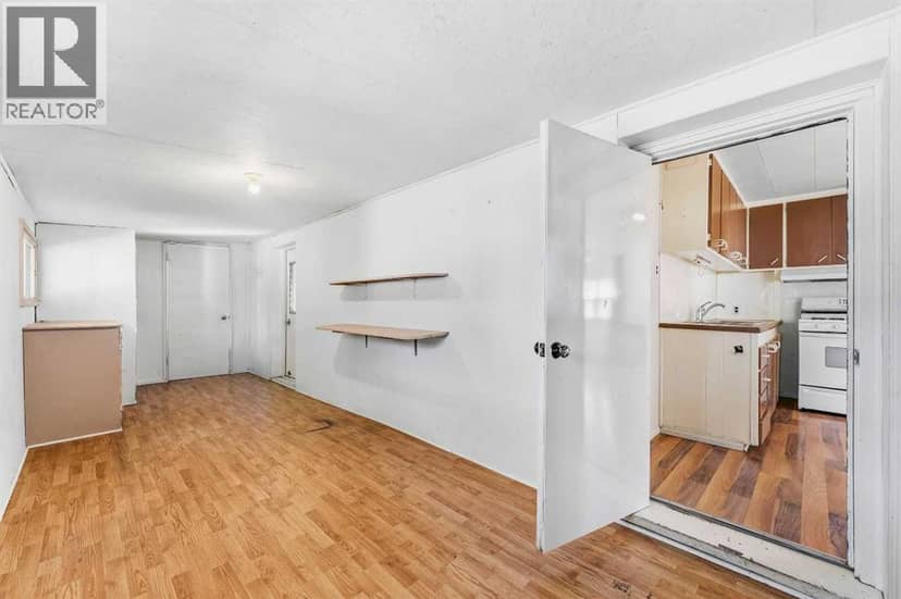 10, 831 2nd Avenue, Bassano, photo 4