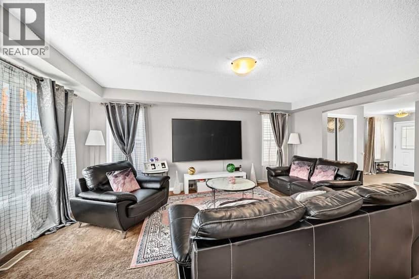 151 Windwood Grove SW, Airdrie, photo 6