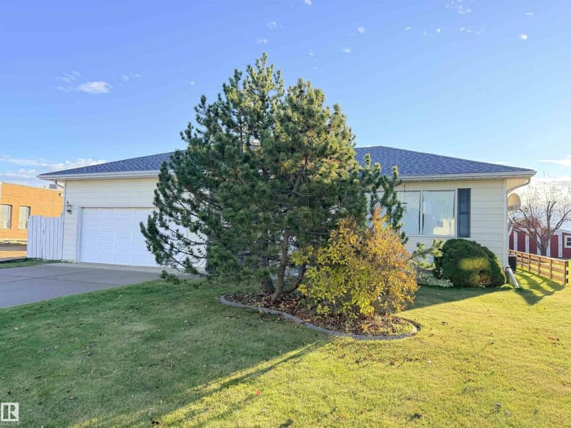 10751 109 AV, Westlock