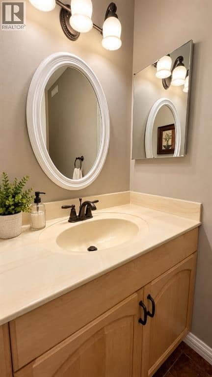 173 Shacker Crescent, Hanna, photo 4