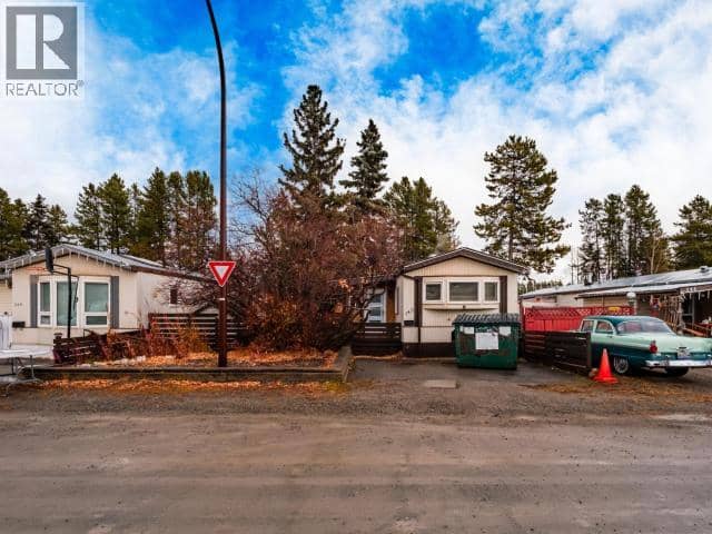 145-986 Range Road, Whitehorse, photo 2
