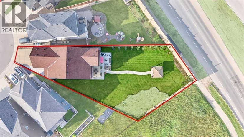 40 Sherwood Manor NW, Calgary, photo 2