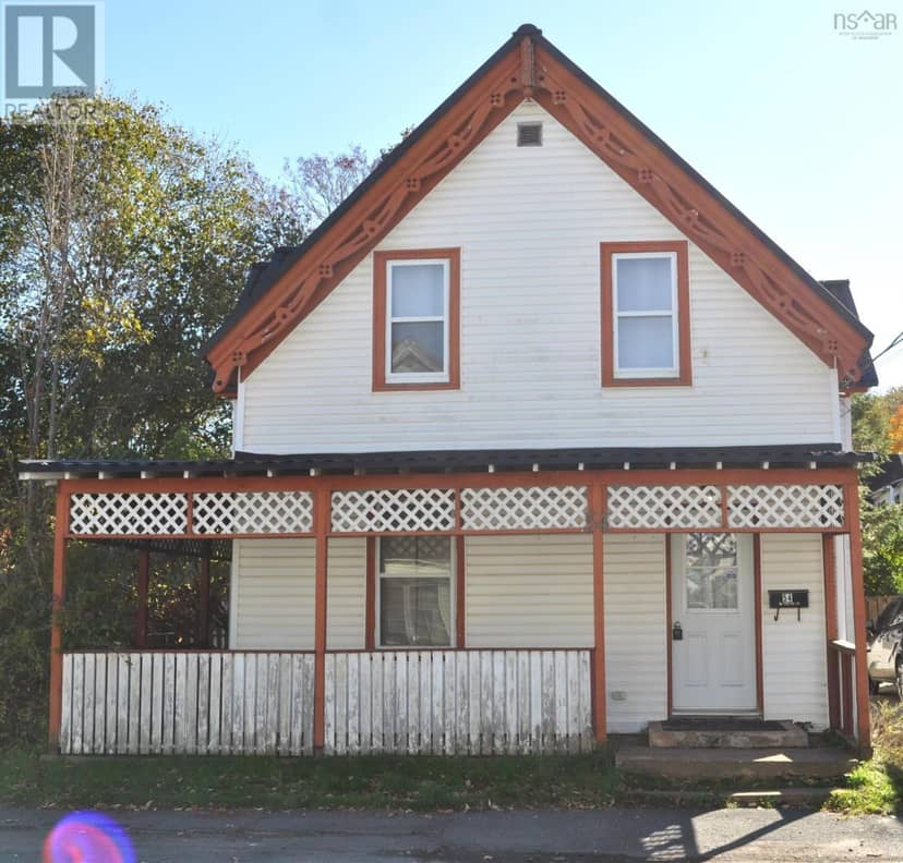 54 CENTRE Street, Truro, photo 2