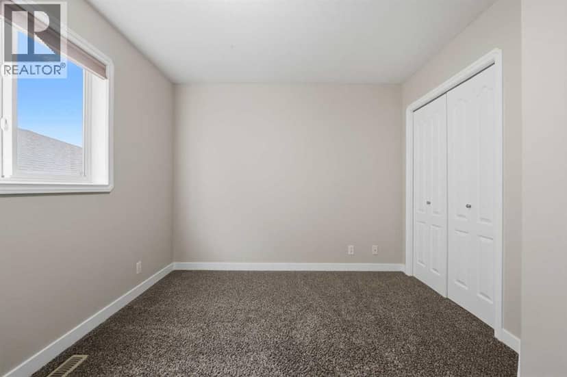 138 Jenner Crescent, Red Deer, photo 8