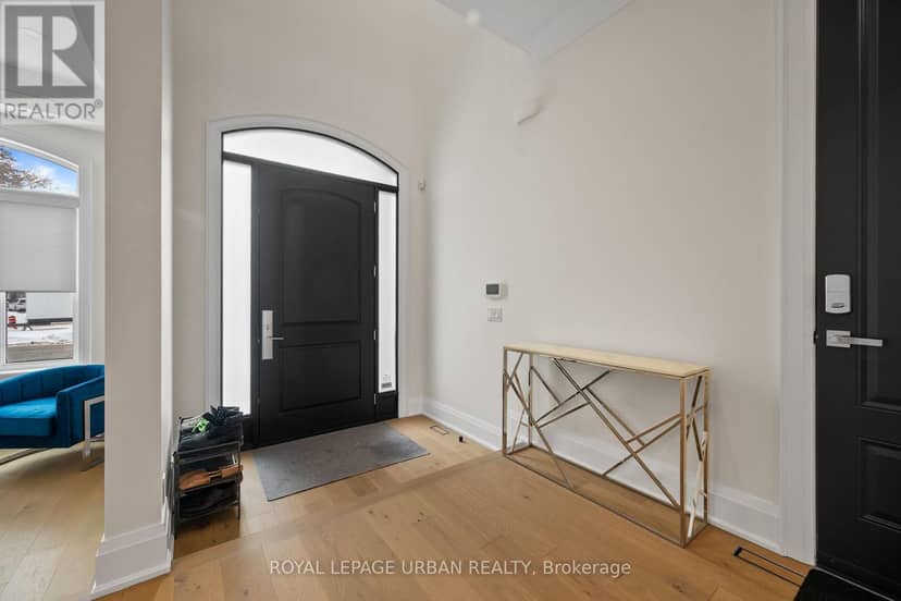 2540 St Clair Avenue E, Toronto, photo 4