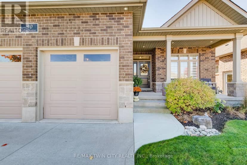 90 Gerber Meadows Drive, Wellesley, photo 3